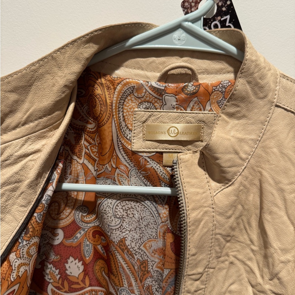 EUC Wilsons Leather Beige/Tan Leather Bike Jacket with Paisley Lining - Picture 2 of 11